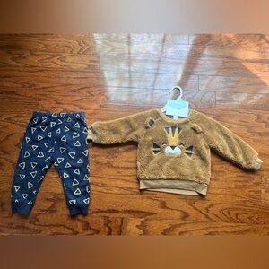 Cozy Lion Toddler Set - Brown Fuzzy Sweatshirt & Navy Triangle Pants